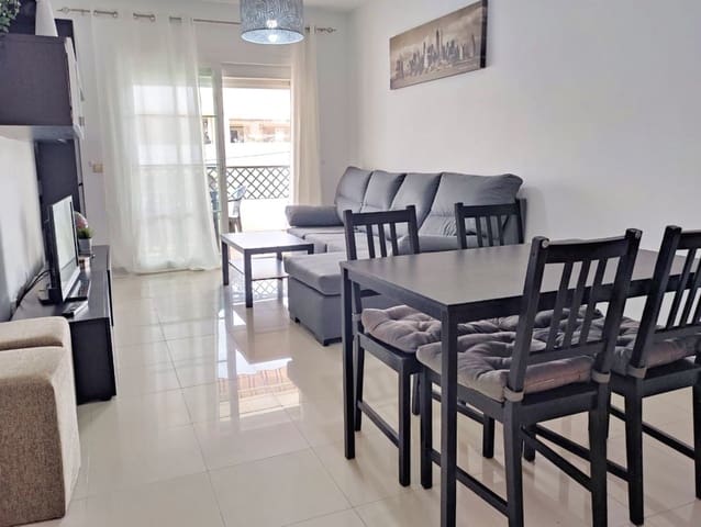 2 quarto Apartamento para arrendar em Rincón de la Victoria com garagem - 1 200 € (Ref: 9640515)