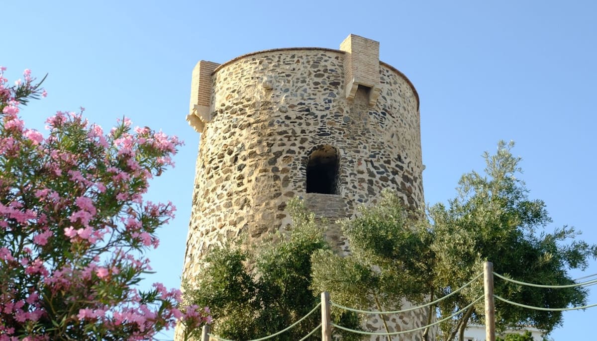 2 quarto Apartamento para arrendar em Rincon de la Victoria com garagem - 1 200 € (Ref: 9640515)