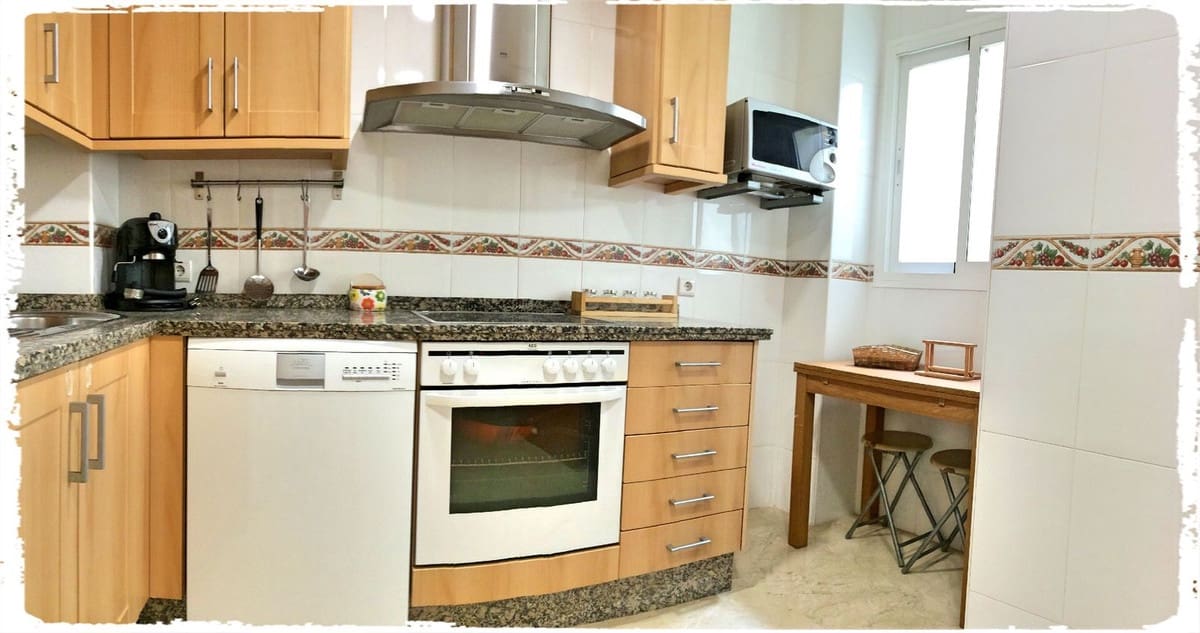 1 soveværelse Lejlighed til leje i Benalmadena med swimmingpool garage - € 1.000 (Ref: 9640516)