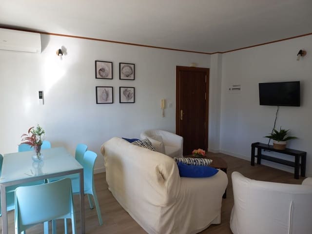 2 soveværelse Lejlighed til leje i Benalmadena Costa, Benalmádena med swimmingpool garage - € 1.000 (Ref: 9640518)