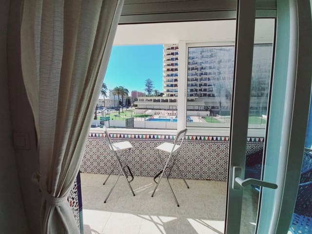 2 soveværelse Lejlighed til leje i Benalmadena Costa, Benalmádena med swimmingpool garage - € 1.000 (Ref: 9640518)