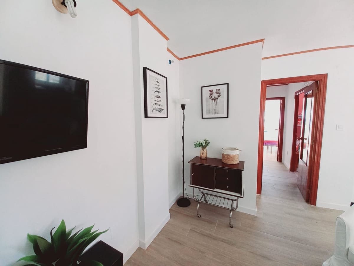 2 soveværelse Lejlighed til leje i Benalmadena Costa med swimmingpool garage - € 1.000 (Ref: 9640518)