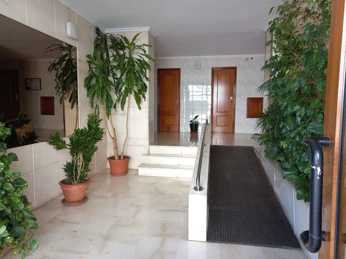 2 soveværelse Lejlighed til leje i Benalmadena Costa med swimmingpool garage - € 1.000 (Ref: 9640518)