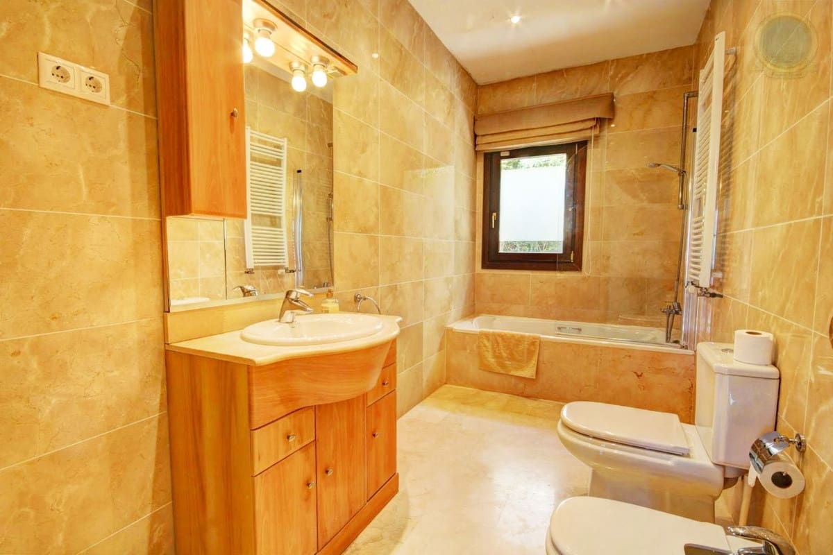 10 sypialnia Willa na sprzedaż w Benalmadena z basenem - 3 000 000 € (Ref: 9640521)