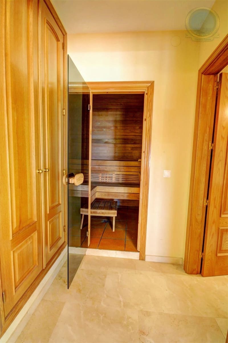 10 sypialnia Willa na sprzedaż w Benalmadena z basenem - 3 000 000 € (Ref: 9640521)