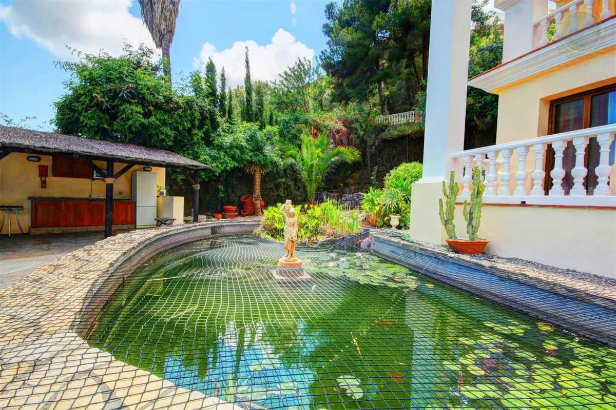 10 sypialnia Willa na sprzedaż w Benalmadena z basenem - 3 000 000 € (Ref: 9640521)