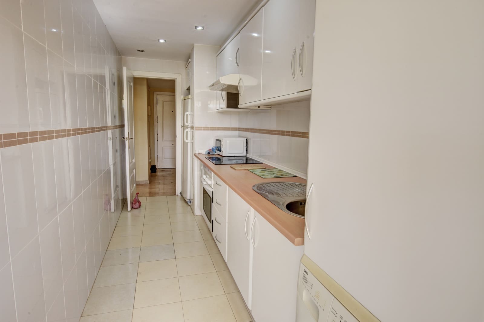 2 makuuhuone Asunto myytävänä paikassa Benalmadena mukana uima-altaan 
autotalli - 369 000 € (Ref: 9687554)