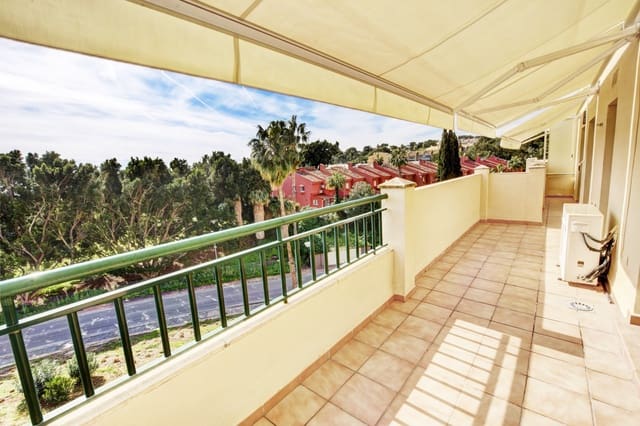 2 makuuhuone Asunto myytävänä paikassa Cortijo Torrequebrada, Benalmádena mukana uima-altaan 
autotalli - 369 000 € (Ref: 9687554)