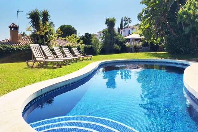 6 slaapkamer Huis te koop in Benalmadena Costa, Benalmádena met zwembad garage - € 1.790.000 (Ref: 9697884)