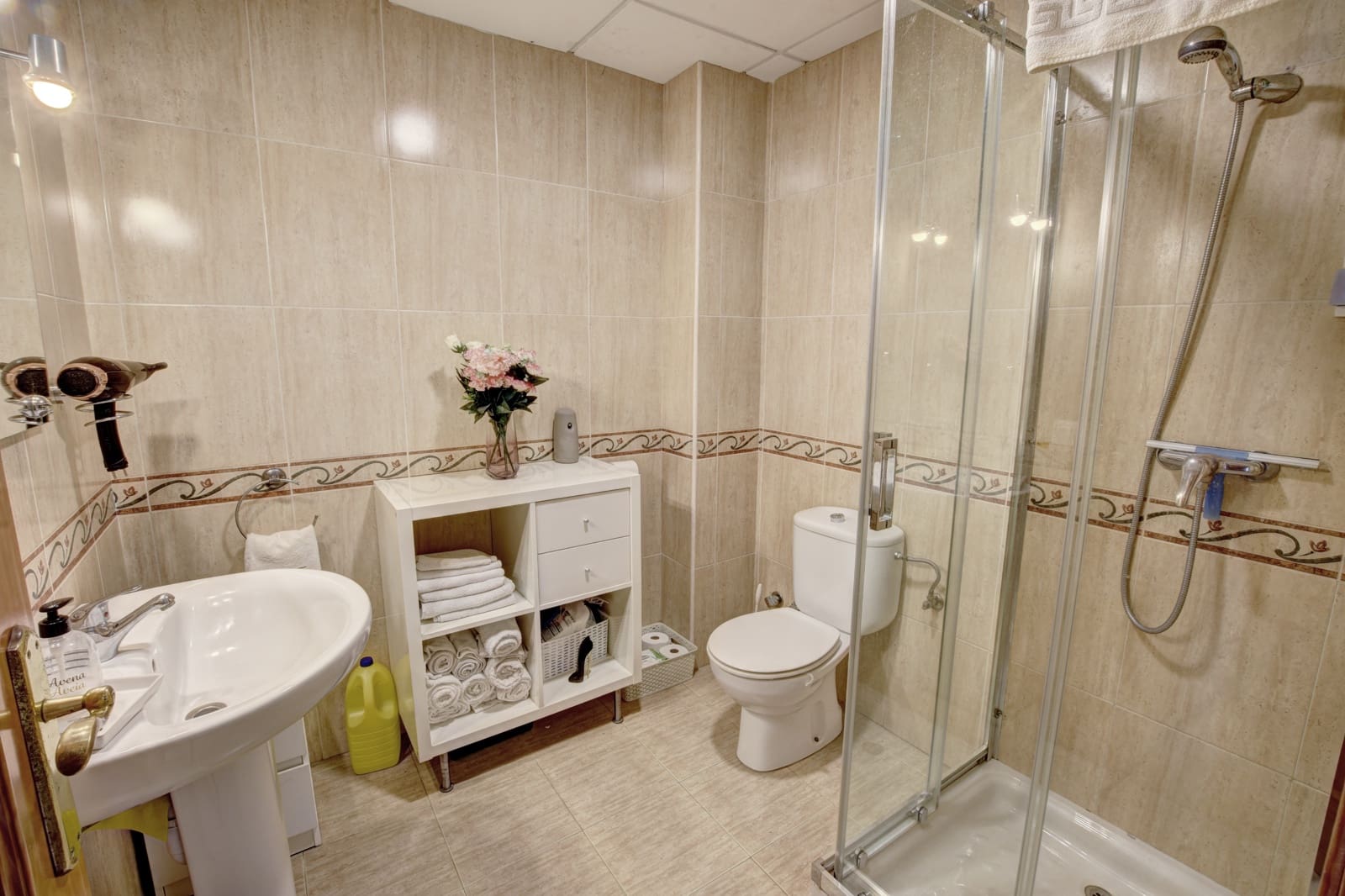 6 bedroom Semi-detached Villa for sale in Benalmadena with pool garage - € 799,000 (Ref: 9699110)