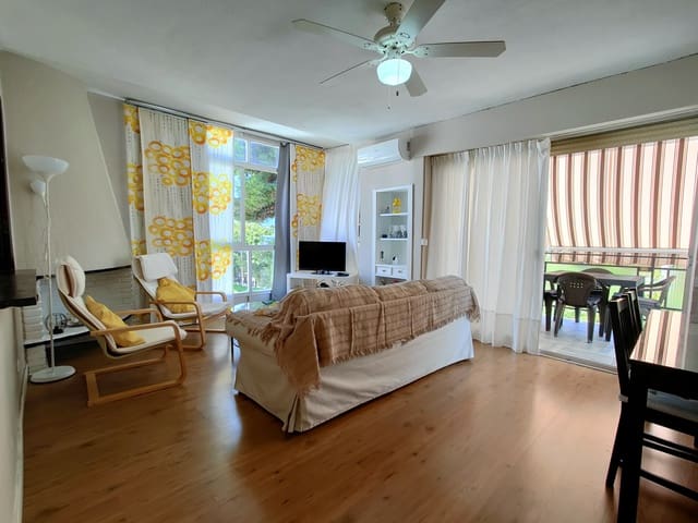 2 makuuhuone Huoneisto vuokrattavana paikassa Puerto Marina, Benalmádena mukana 
autotalli - 1 000 € (Ref: 9891128)