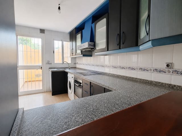 2 chambre Villa/Maison Mitoyenne à vendre à Nueva Torrequebrada, Benalmádena avec piscine garage - 394 000 € (Ref: 9924893)