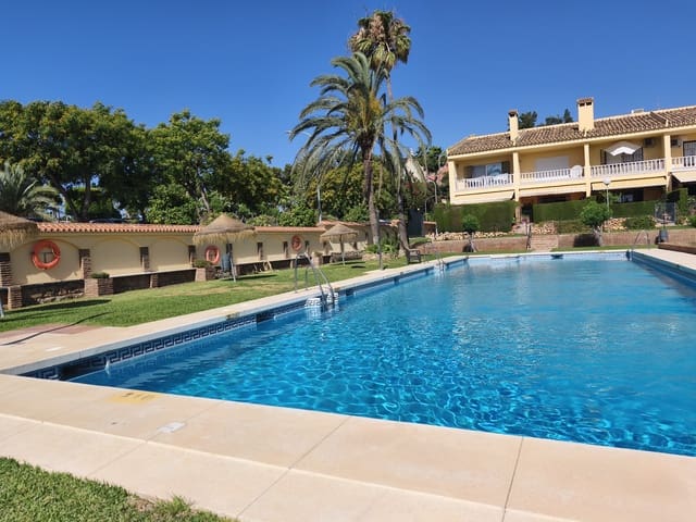 2 chambre Villa/Maison Mitoyenne à vendre à Nueva Torrequebrada, Benalmádena avec piscine garage - 394 000 € (Ref: 9924893)