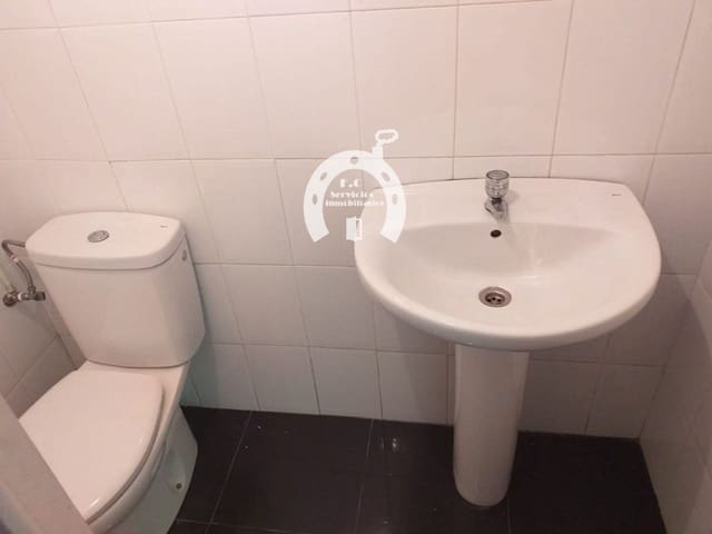 Comercial para arrendar em Centro, Elche / Elx - 13 000 € (Ref: 10007818)
