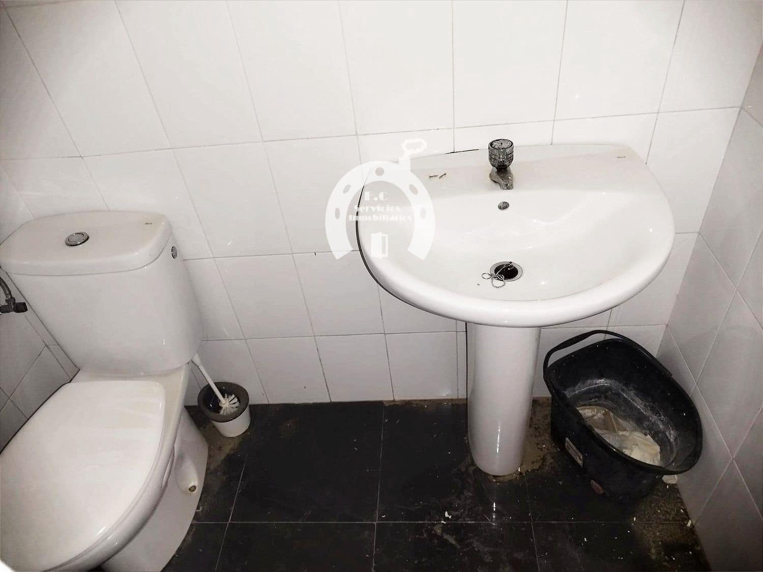 Commercial for rent in Elche / Elx - € 13,000 (Ref: 10007818)