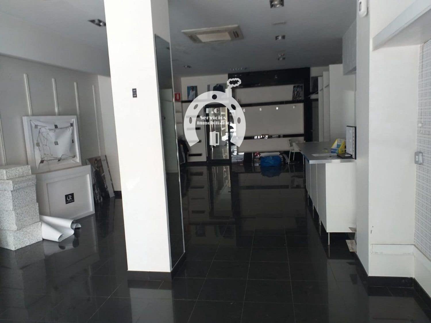 Commercial for rent in Elche / Elx - € 13,000 (Ref: 10007818)