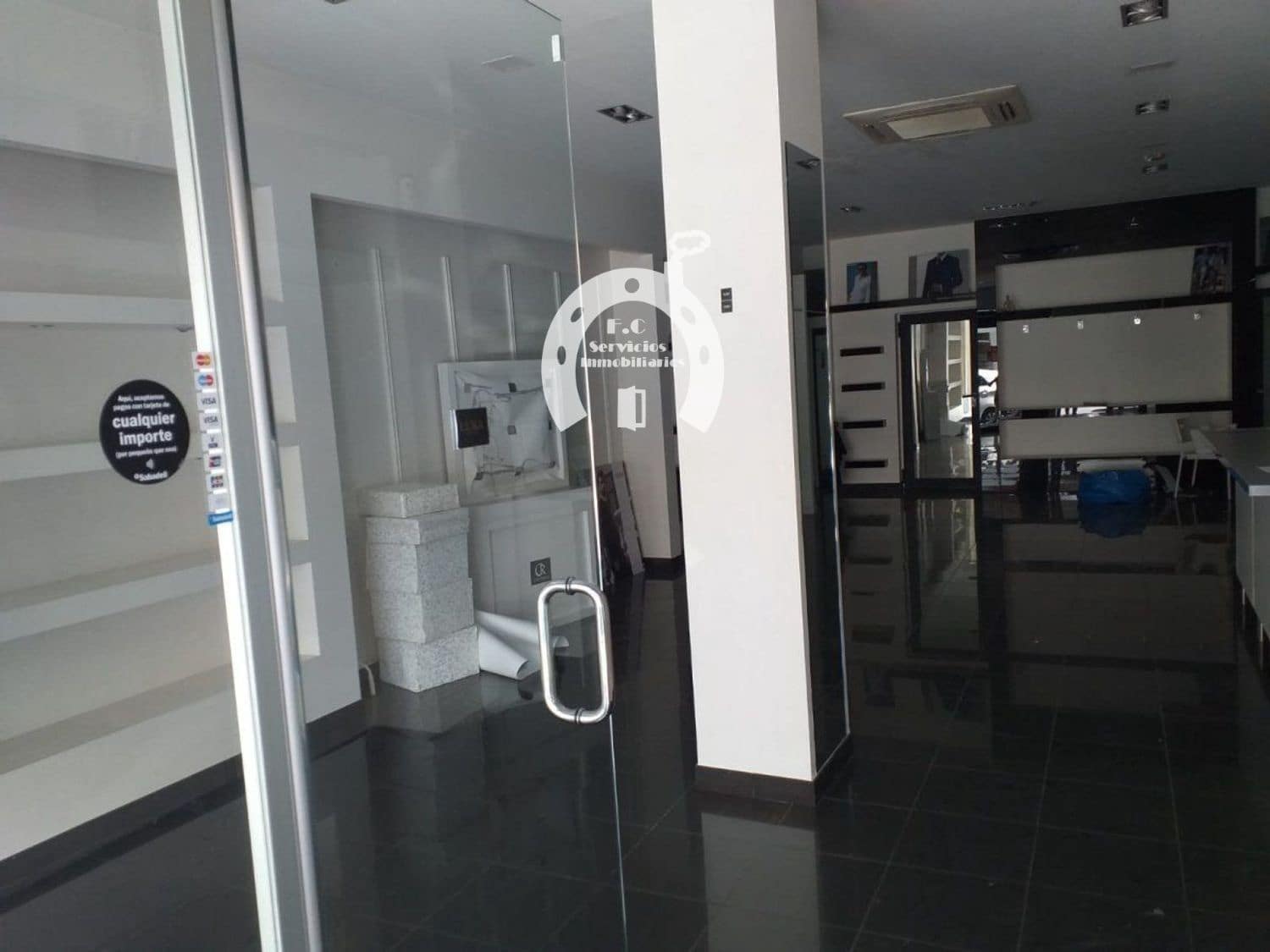 Commercial for rent in Elche / Elx - € 13,000 (Ref: 10007818)