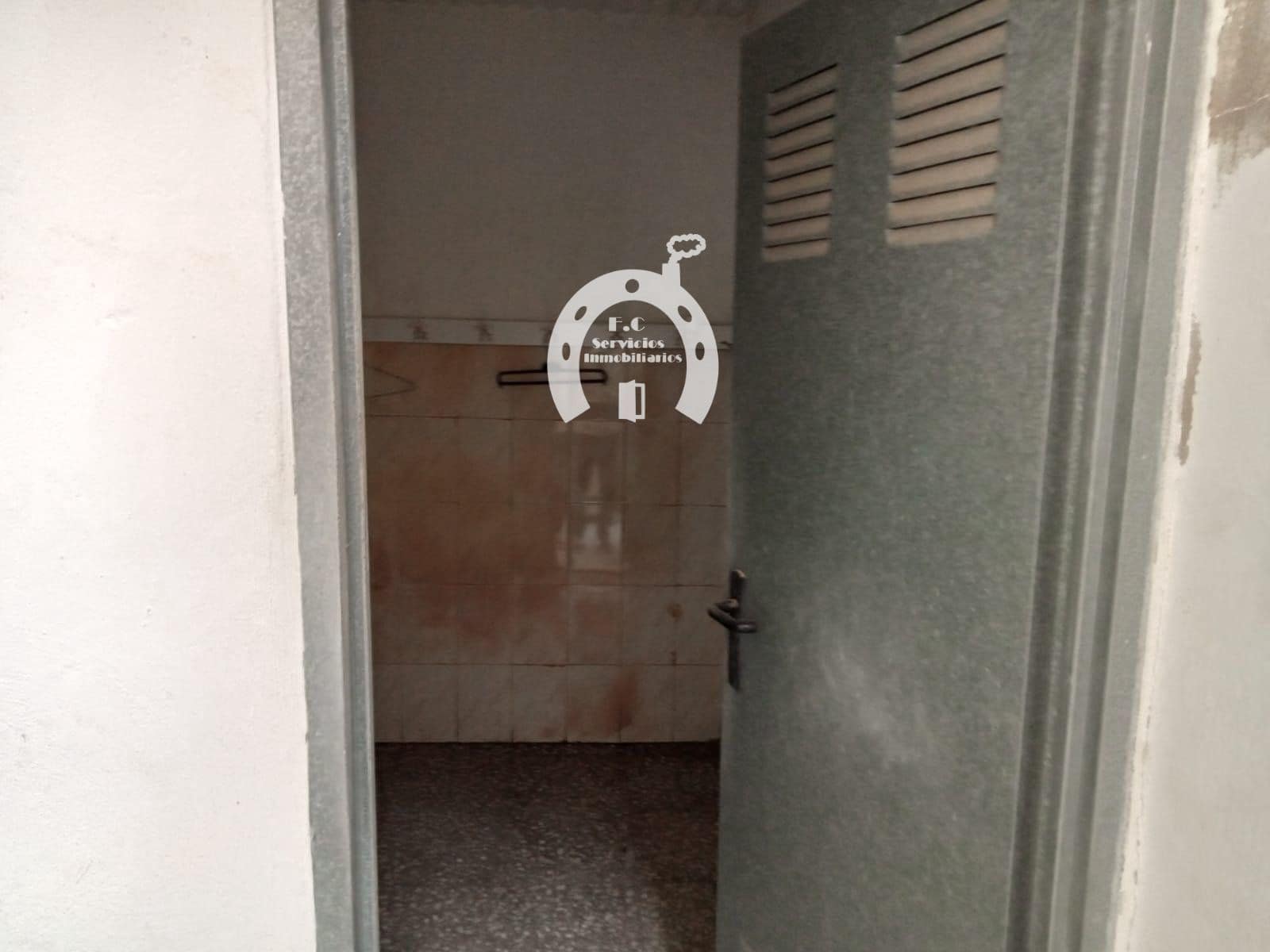 Komercyjne na sprzedaż w Elche / Elx - 94 000 € (Ref: 10007822)