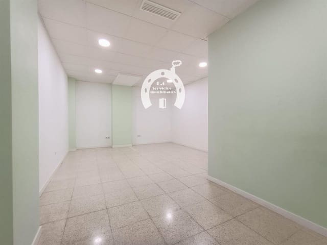 Comercial para arrendar em Carrús Oest - El Toscar, Elche / Elx - 700 € (Ref: 10007829)