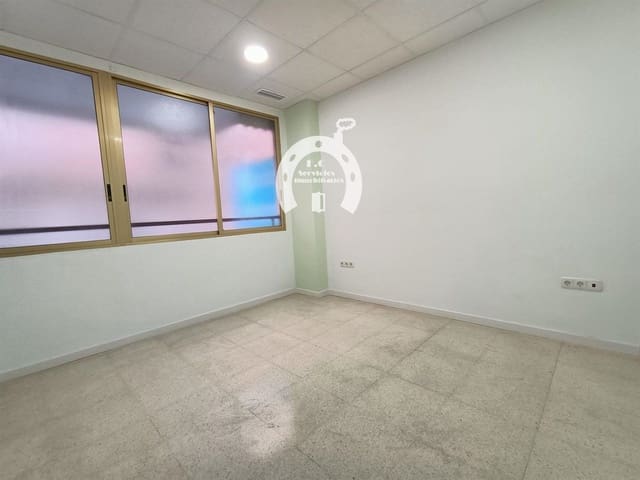Comercial para arrendar em Carrús Oest - El Toscar, Elche / Elx - 700 € (Ref: 10007829)