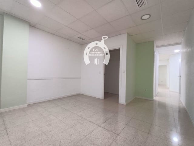 Comercial para arrendar em Carrús Oest - El Toscar, Elche / Elx - 700 € (Ref: 10007829)