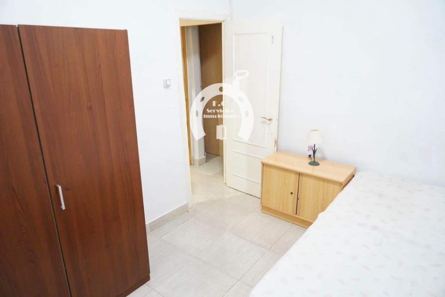 Commercial for sale in Las Bayas - € 125,000 (Ref: 10007830)