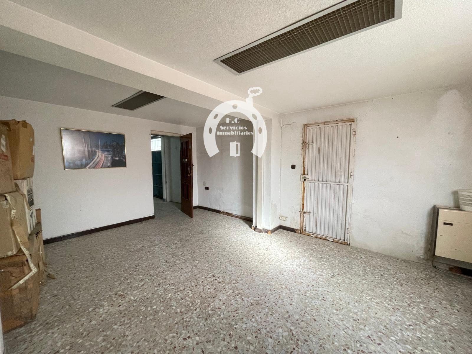 Local Commercial à vendre à Elche / Elx - 170 000 € (Ref: 10007836)