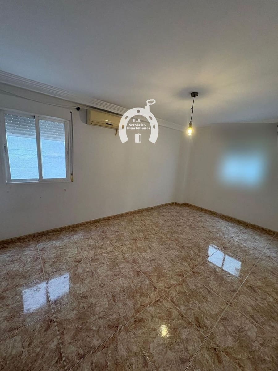 3 sypialnia Mieszkanie na sprzedaż w Elche / Elx - 140 000 € (Ref: 10007840)