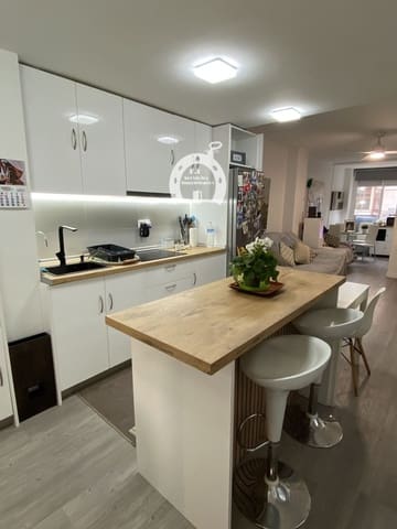 2 soveværelse Lejlighed til salg i La Marina, Elche / Elx - € 149.000 (Ref: 10007846)