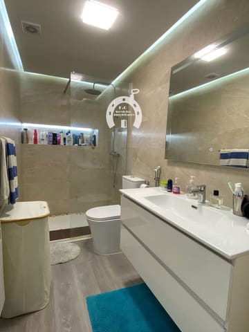 2 soveværelse Lejlighed til salg i La Marina, Elche / Elx - € 149.000 (Ref: 10007846)