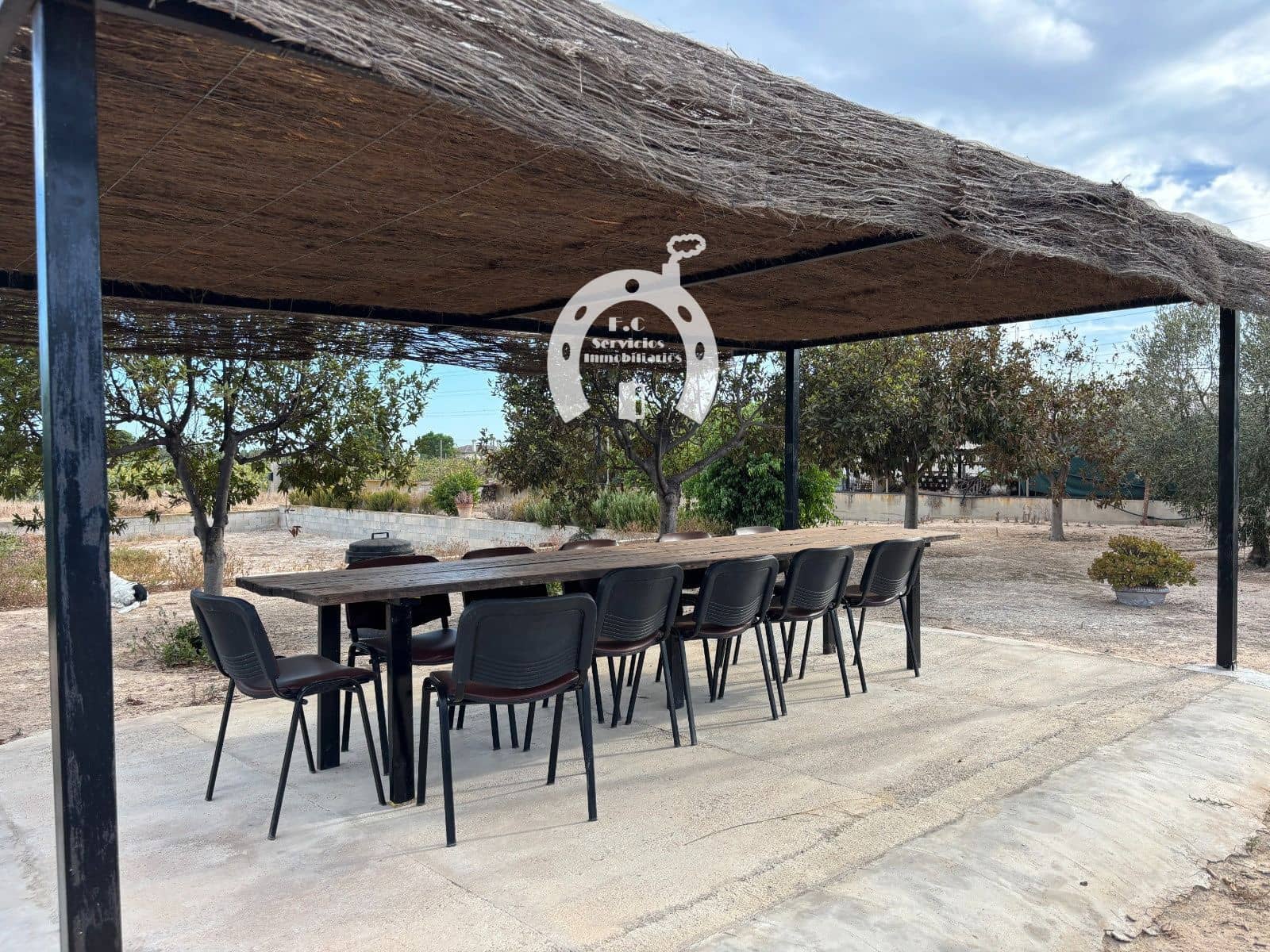 Commercial for sale in Elche / Elx - € 130,000 (Ref: 10007852)