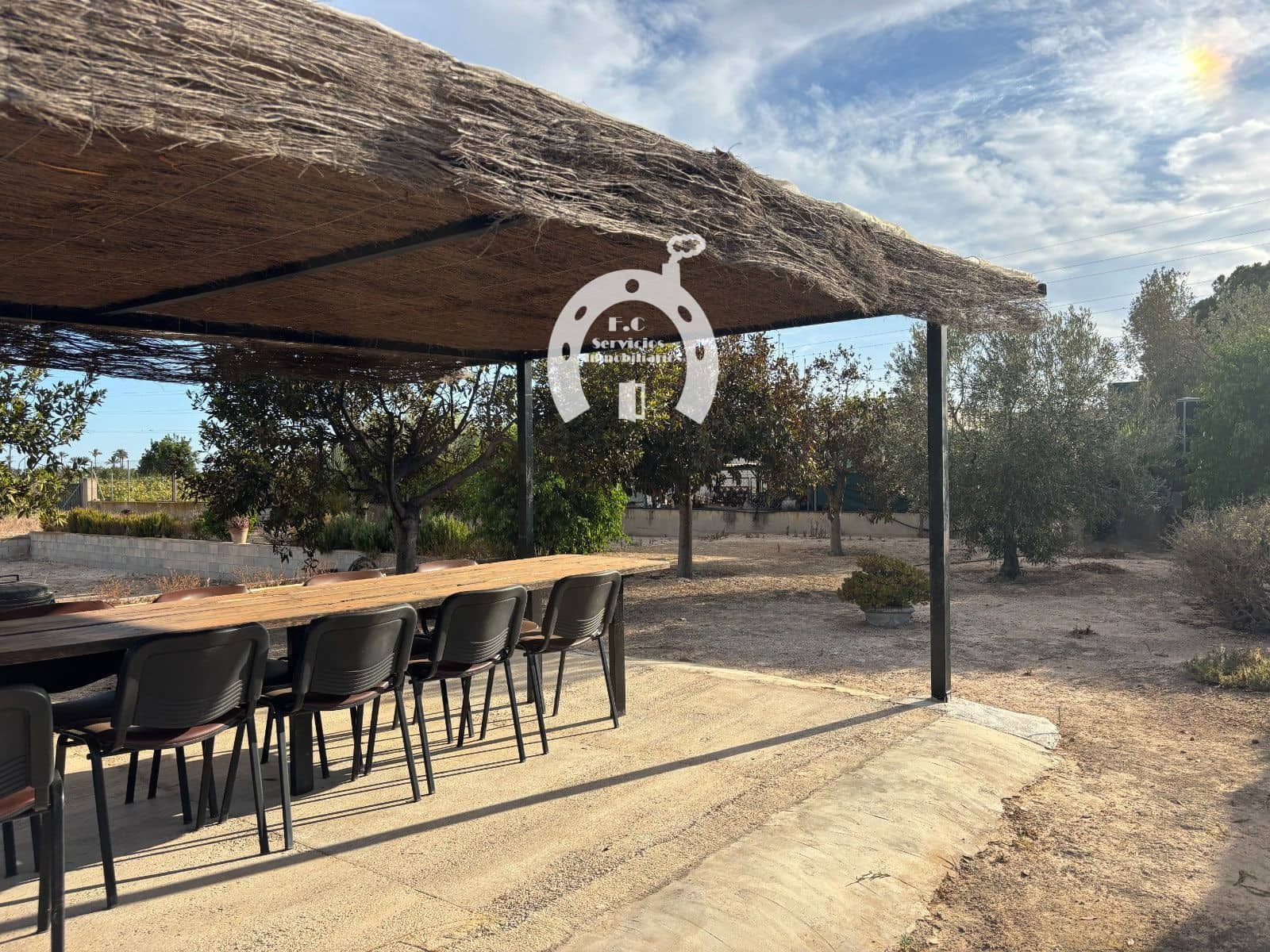 Commercial for sale in Elche / Elx - € 130,000 (Ref: 10007852)