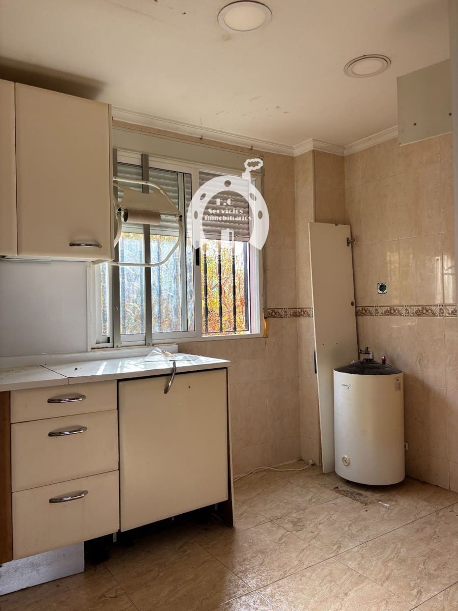 3 bedroom Villa for sale in Elche / Elx - € 199,000 (Ref: 10007853)