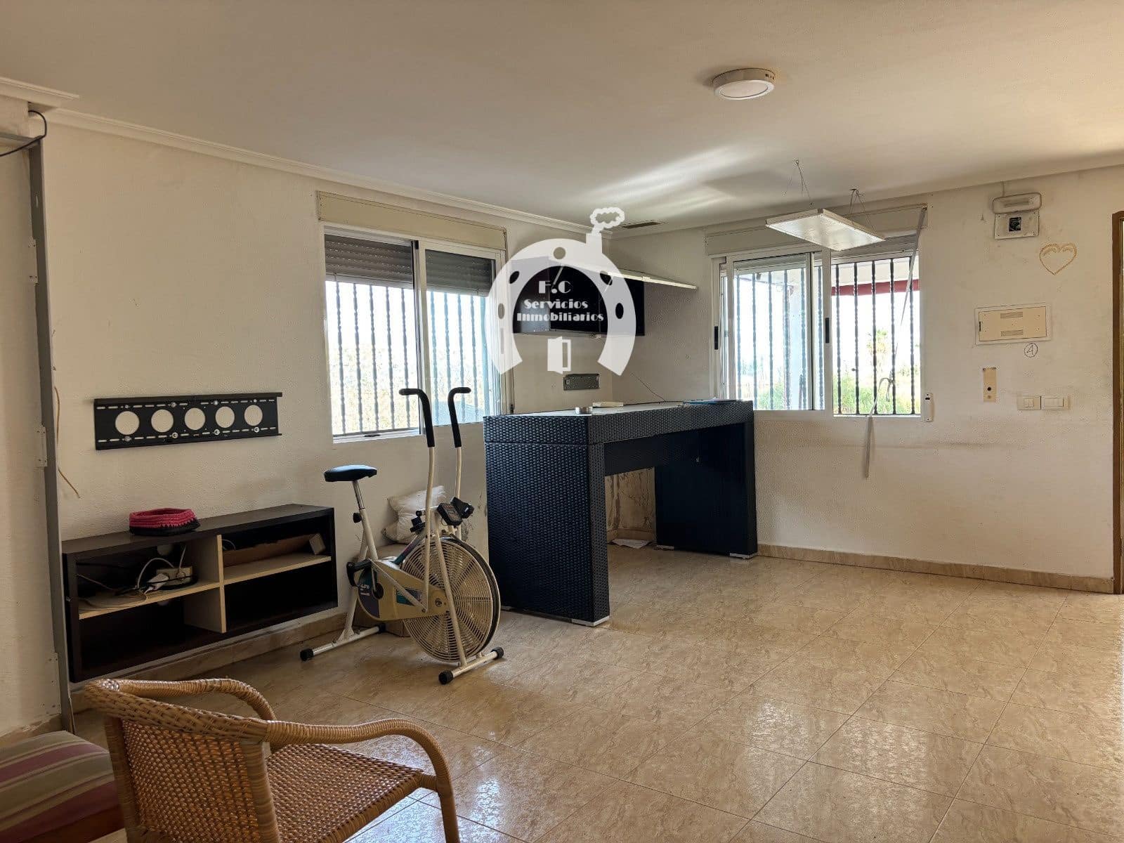 3 bedroom Villa for sale in Elche / Elx - € 199,000 (Ref: 10007853)