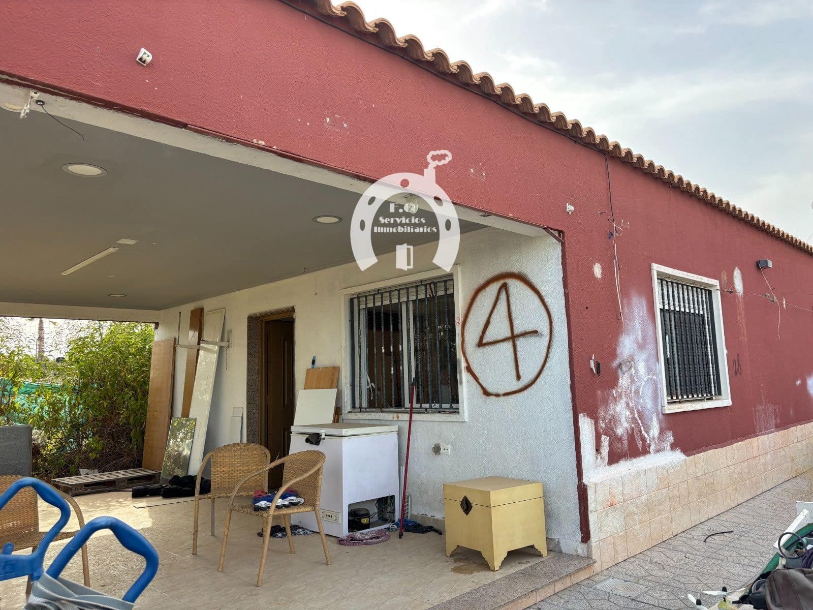3 bedroom Villa for sale in Elche / Elx - € 199,000 (Ref: 10007853)