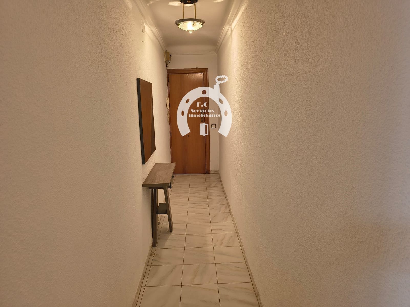 Flat for rent in Elche / Elx - € 800 (Ref: 10007854)