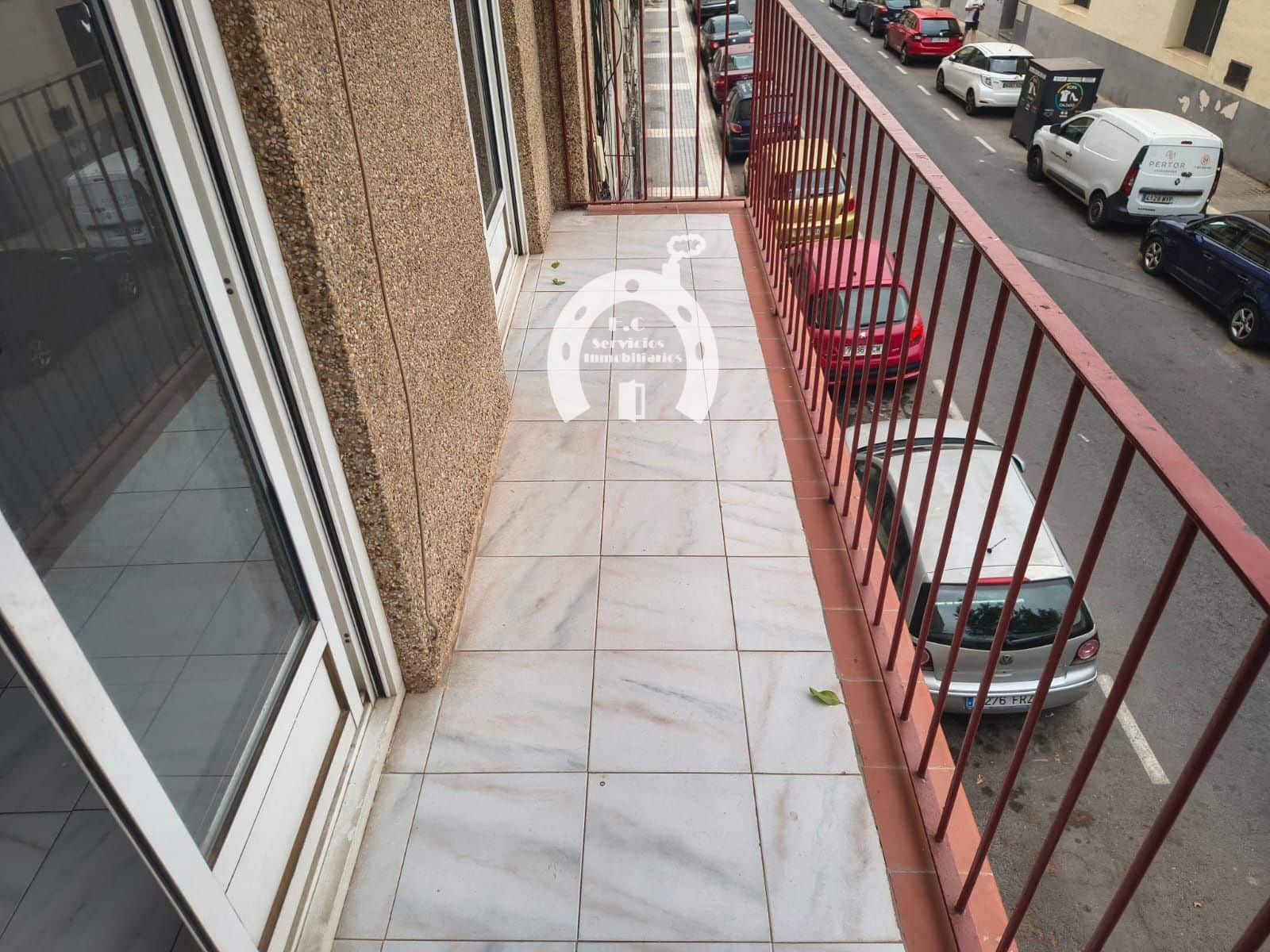 Flat for rent in Elche / Elx - € 800 (Ref: 10007854)