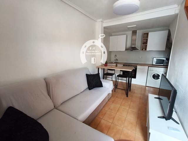 Villa/Maison de 2 chambres à louer à Santa Pola - 750 € (Ref: 10127388)