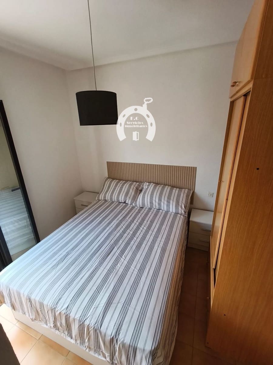 Villa/Maison de 2 chambres à louer à Santa Pola - 750 € (Ref: 10127388)