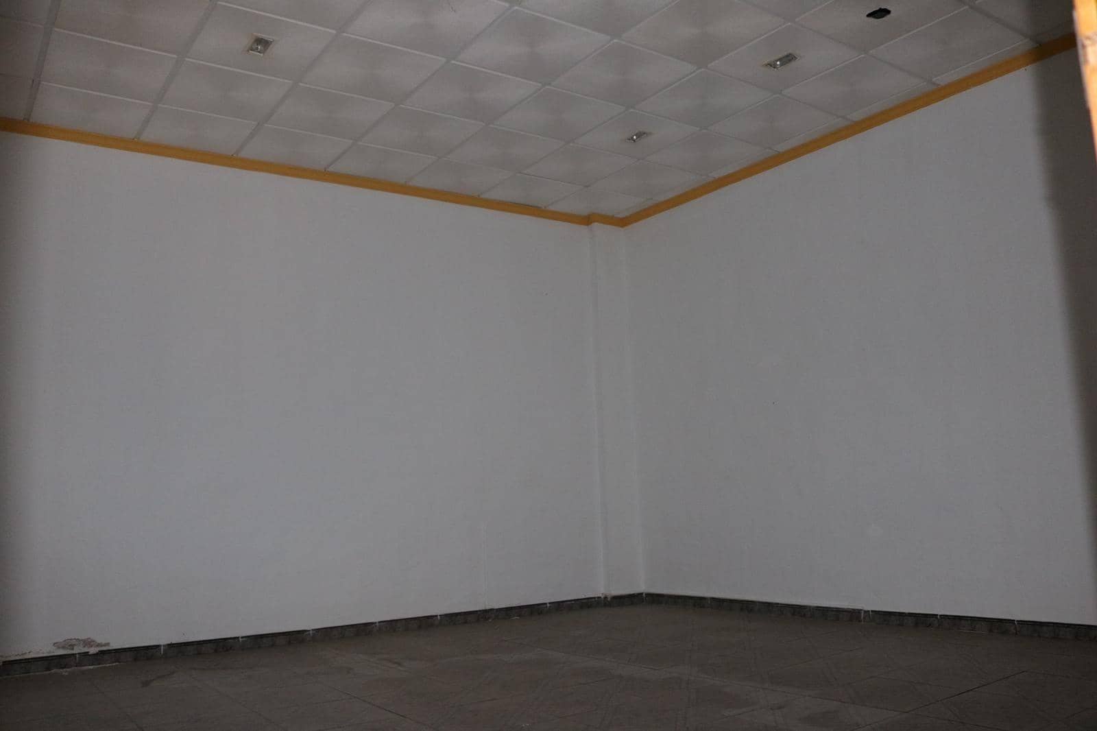 3 sovrum Kommersiell att hyra i Cartagena - 440 € (Ref: 8688137)