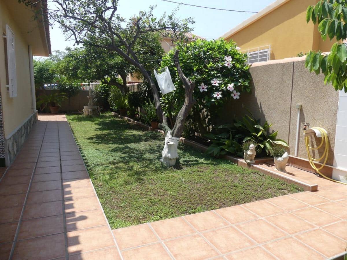 4 soveværelse Villa til salg i Los Urrutias - € 340.000 (Ref: 8688150)