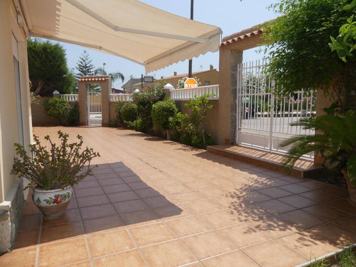 4 soveværelse Villa til salg i Los Urrutias - € 340.000 (Ref: 8688150)