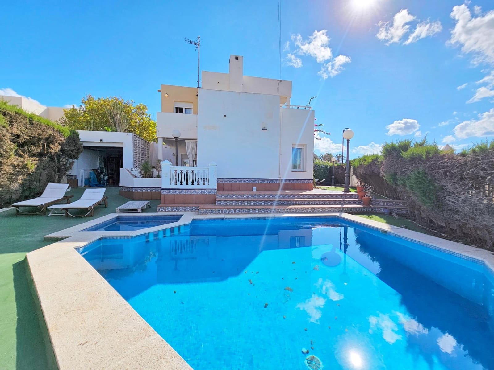 5 soveværelse Villa til salg i Cabo de Palos med swimmingpool garage - € 1.500.000 (Ref: 8688152)