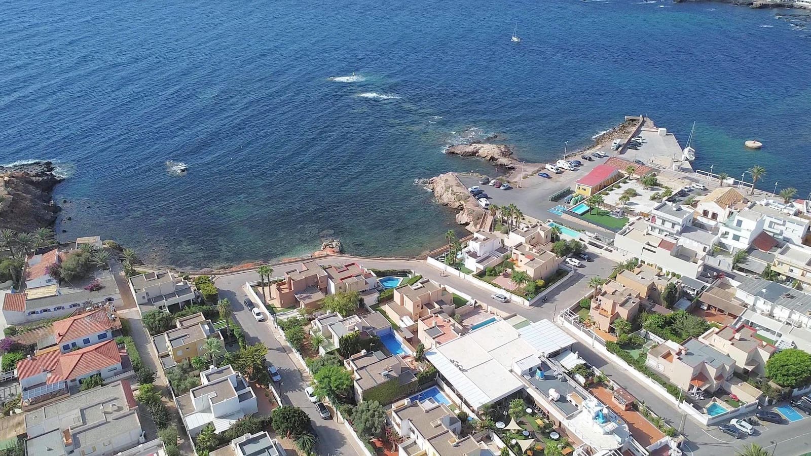 5 soveværelse Villa til salg i Cabo de Palos med swimmingpool garage - € 1.500.000 (Ref: 8688152)