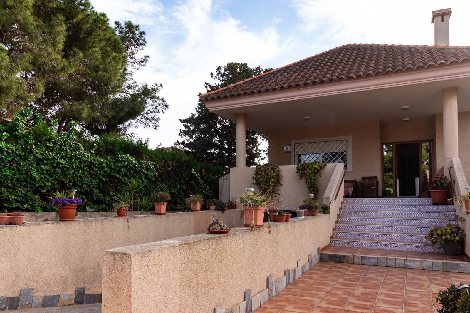 4 bedroom Villa for sale in Cartagena - € 365,000 (Ref: 8688153)