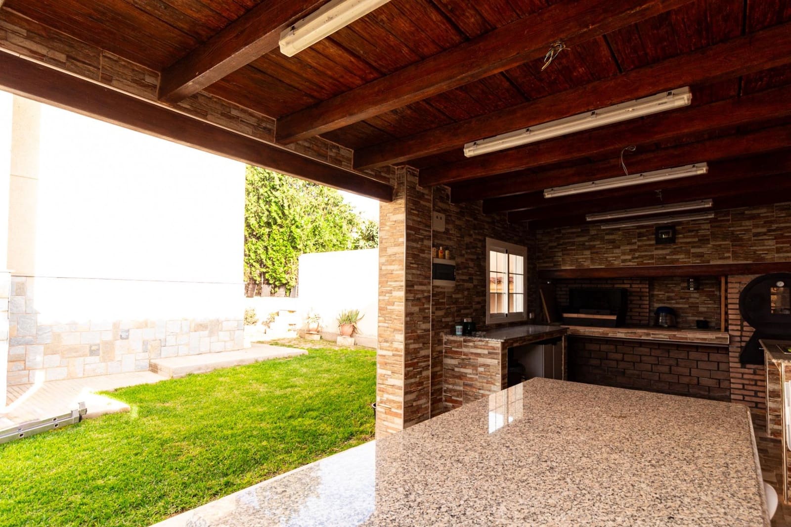 4 bedroom Villa for sale in Cartagena - € 365,000 (Ref: 8688153)