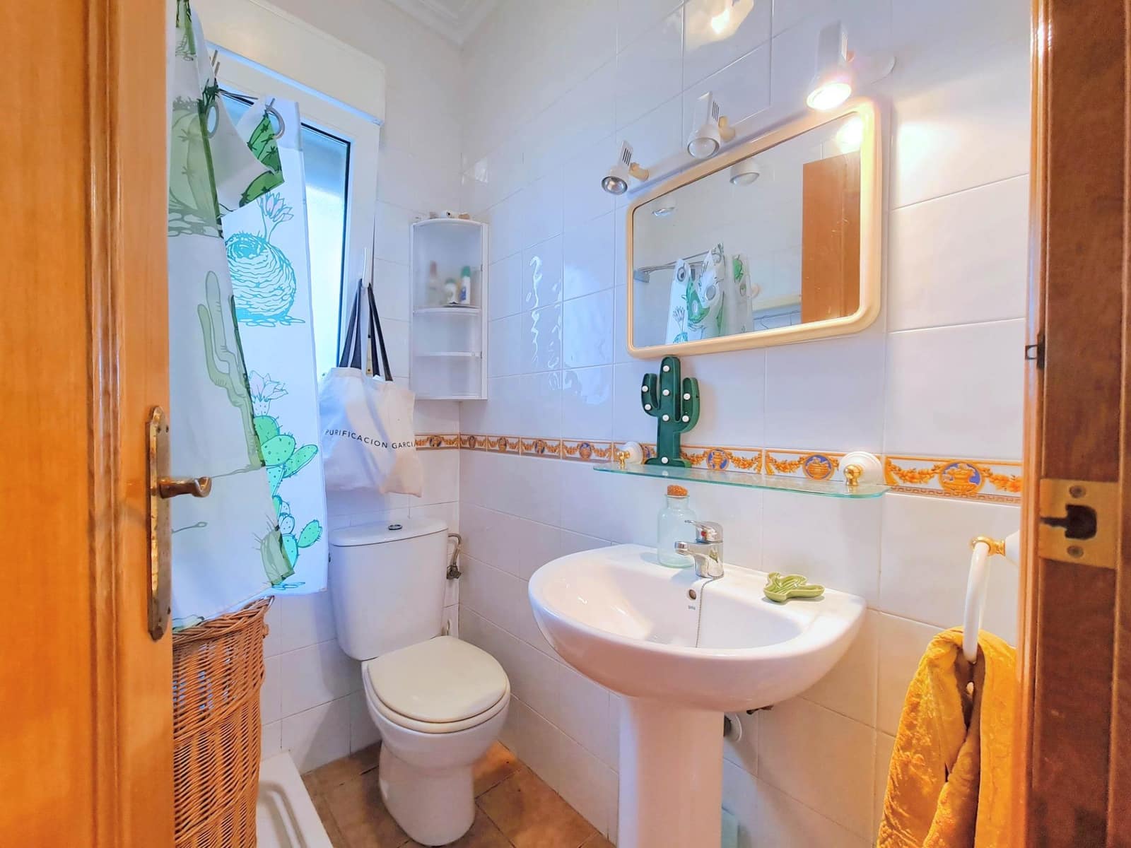 3 soveværelse Rækkehus til salg i El Carmoli med swimmingpool - € 220.000 (Ref: 8688182)