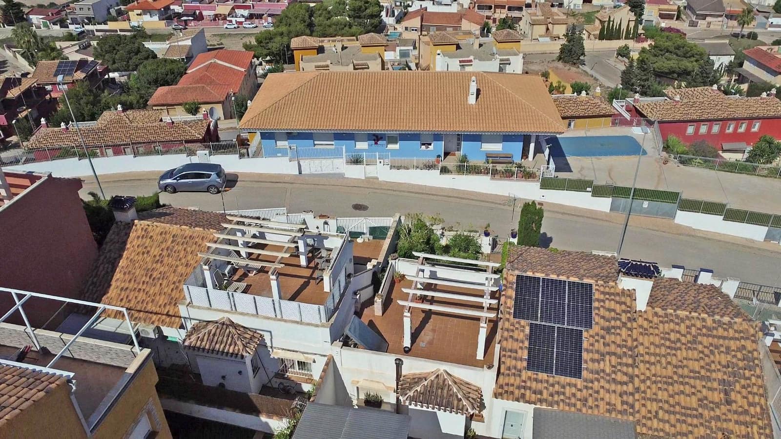 3 soveværelse Rækkehus til salg i El Carmoli med swimmingpool - € 220.000 (Ref: 8688182)