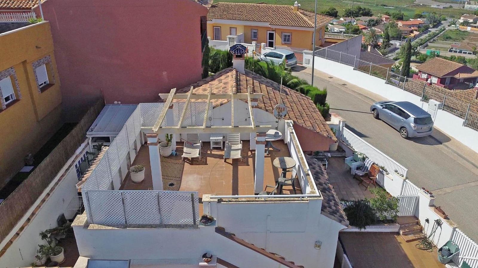 3 soveværelse Rækkehus til salg i El Carmoli med swimmingpool - € 220.000 (Ref: 8688182)