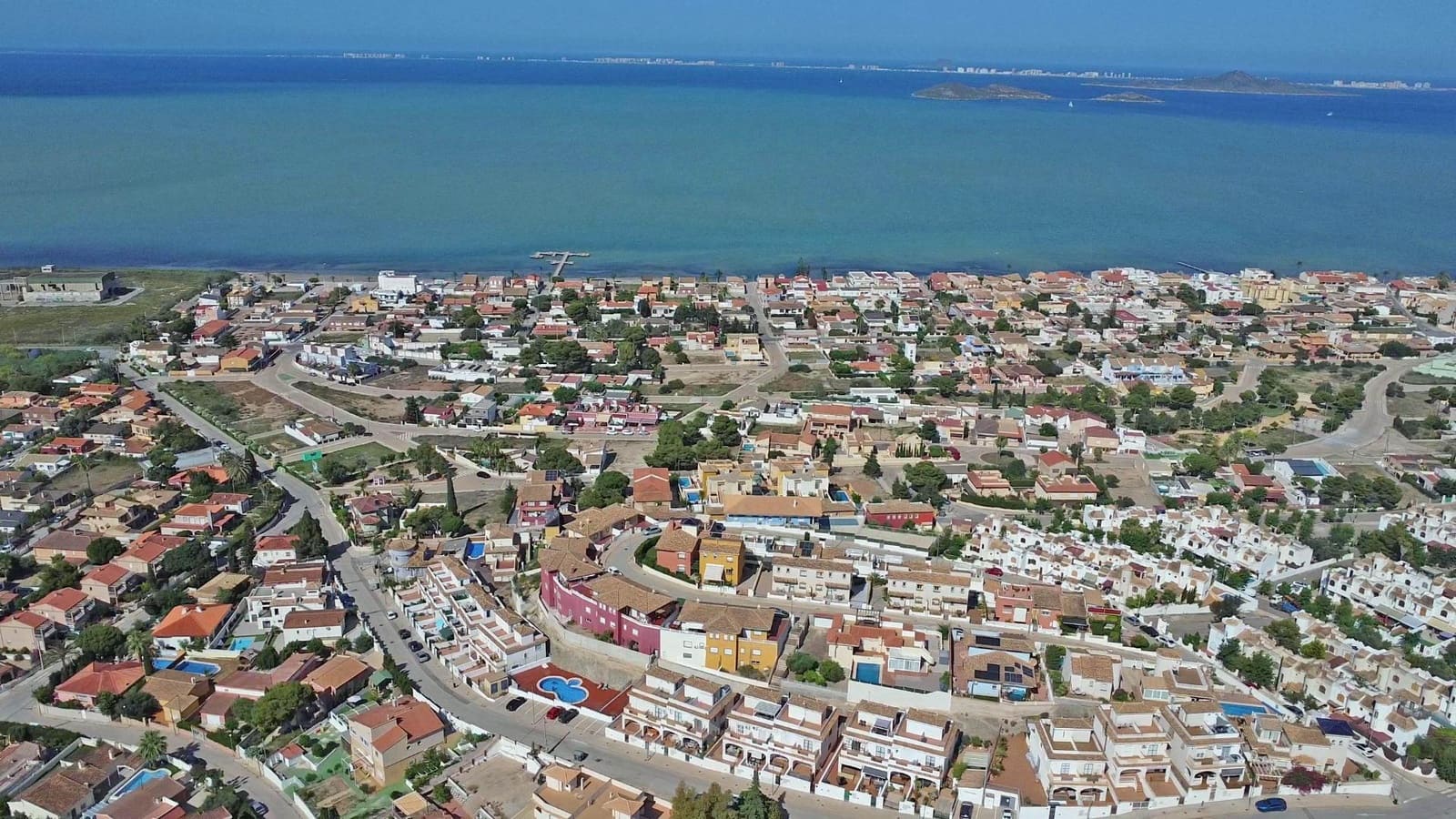 3 soveværelse Rækkehus til salg i El Carmoli med swimmingpool - € 220.000 (Ref: 8688182)